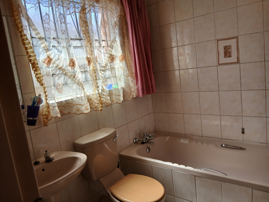 2 Bedroom Property for Sale in Grasslands Free State